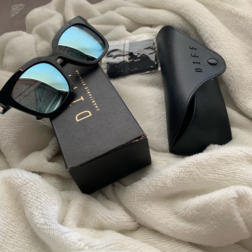 DIFF EYEWEAR "Bella"